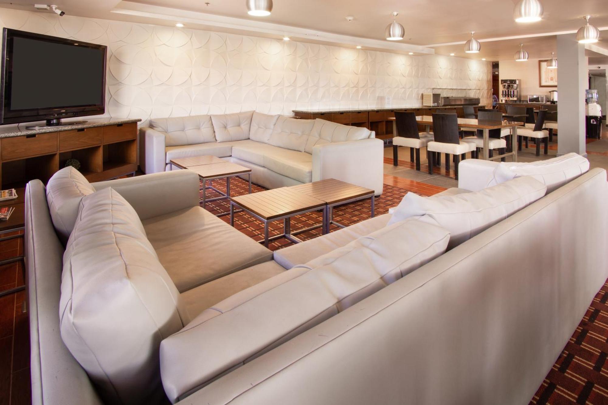 Four Points By Sheraton Saltillo Eksteriør bilde